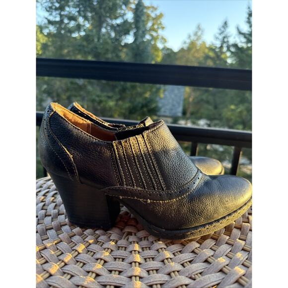 BOC Born Concept Casual Ankle Bootie Women 9 US 40.5 EU 3"Heel Black Leather - Picture 1 of 16